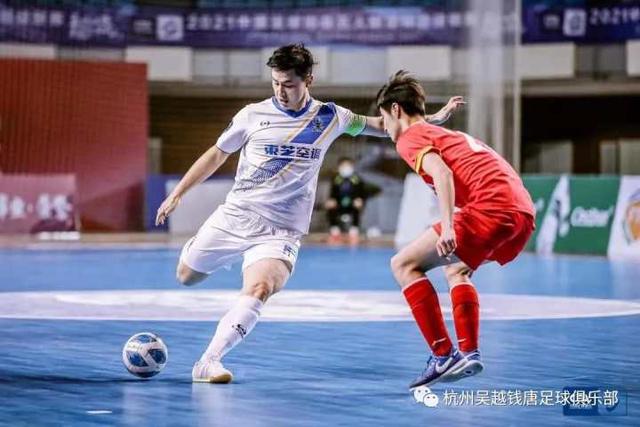 方硕21+8曾凡博20分 北京大胜四川开季三连胜