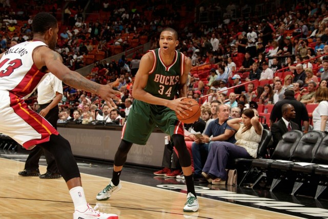 约基奇30+14+11掘金克尼克斯 独行侠大胜爵士