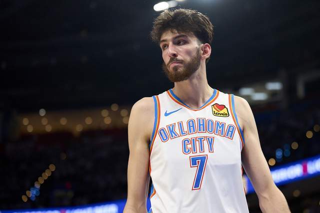 阿森纳可让马丁内利移到右路，或冬窗寻求补强